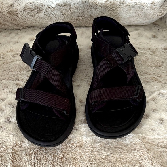 NEW!! TEVA Women's Hurricane Verge Sandals womens size 8 - Picture 1 of 11